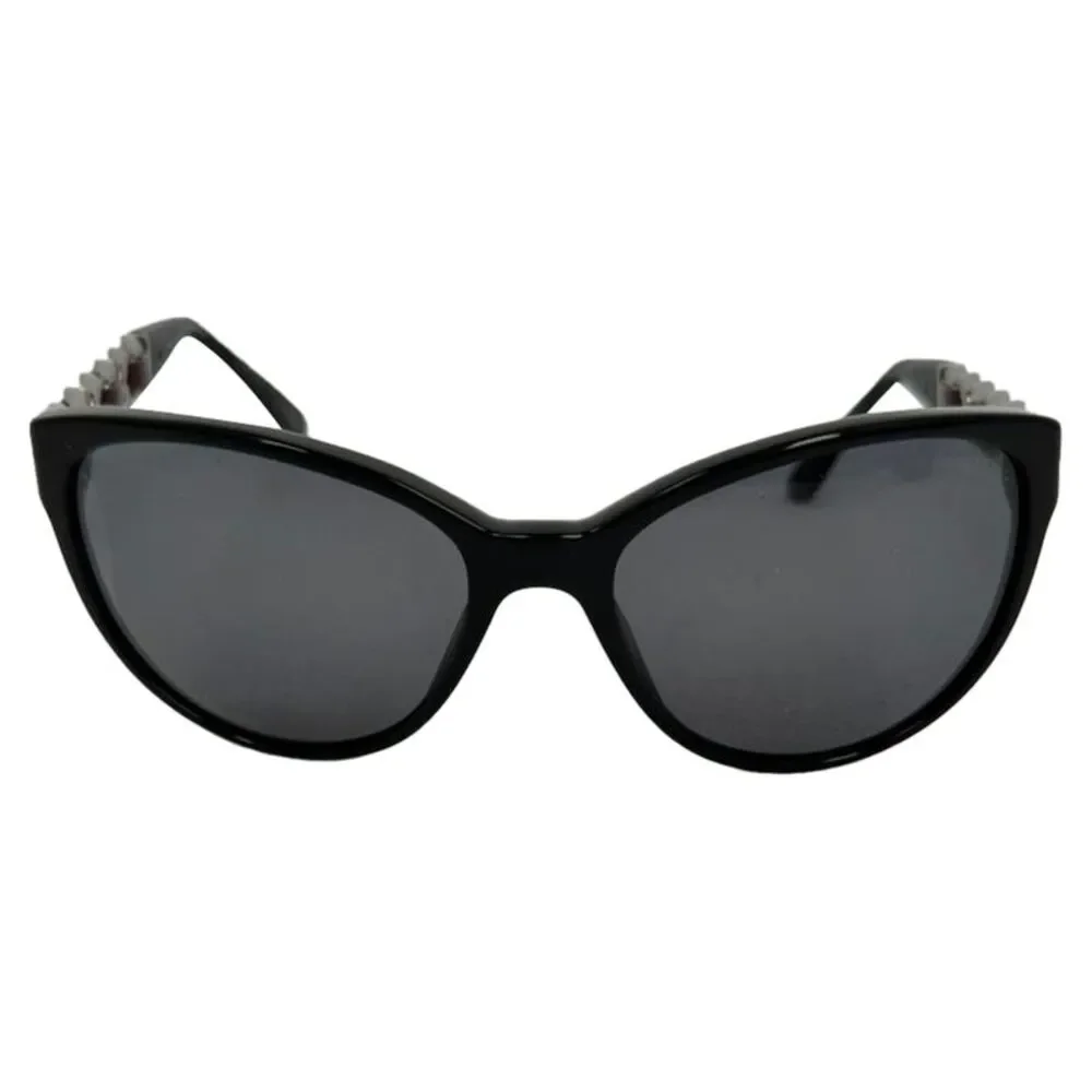 Chanel 5215 Chain Detail Cat Eye Sunglasses in Black Acetate